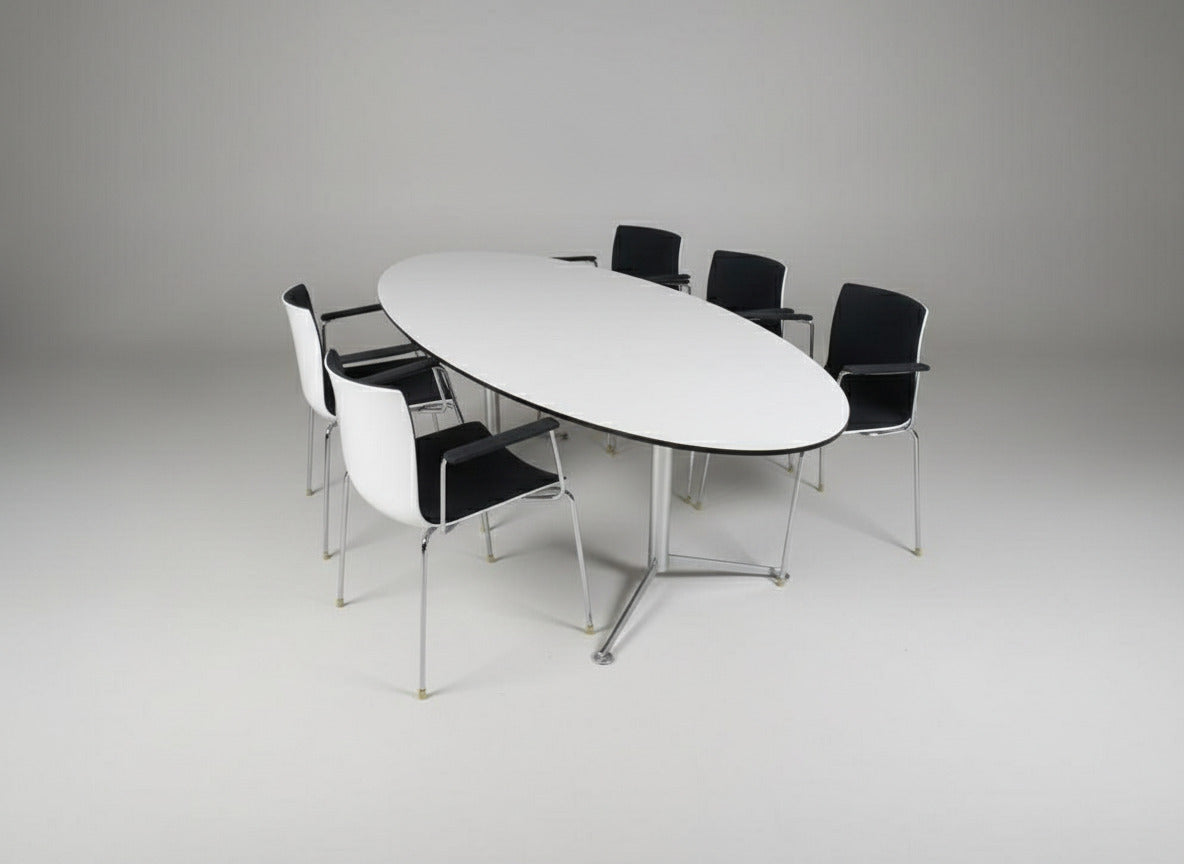 Frontvisning af Paustian Spinal spisebord i hvid med kurvede linjer, 240x100 cm – eksklusivt og elegant design.